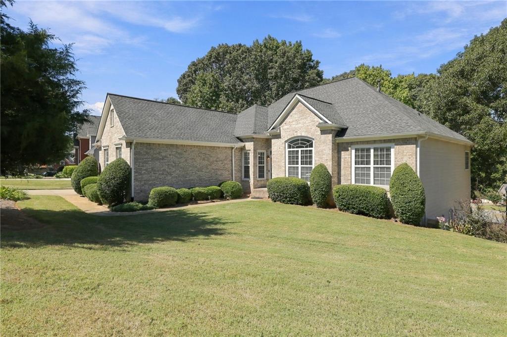 174 Azalea Chase Dr., Suwanee, GA 30024