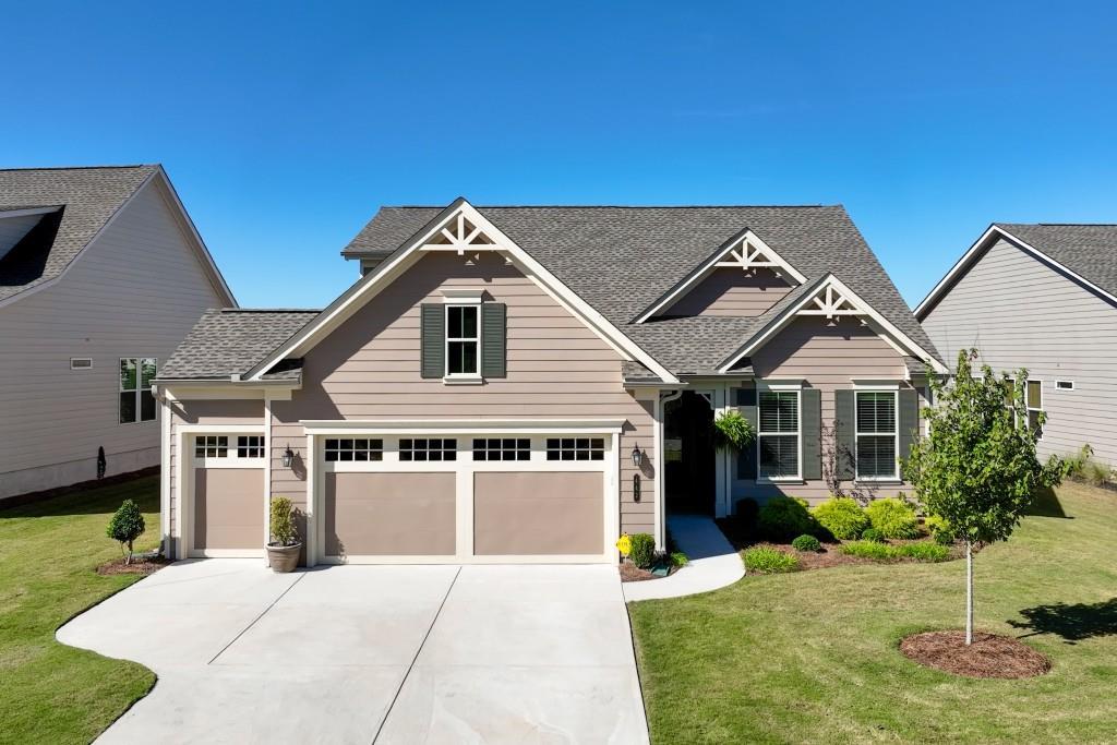 442 Huron Ln., Hoschton, GA 30548