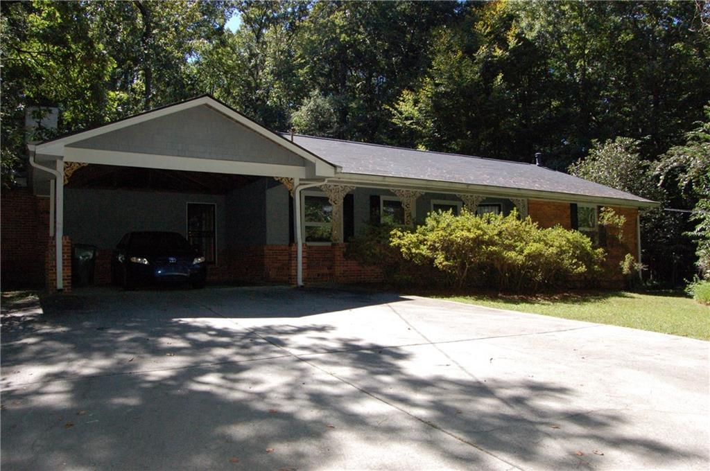 1054 Swathmore Dr., Atlanta, GA 30327