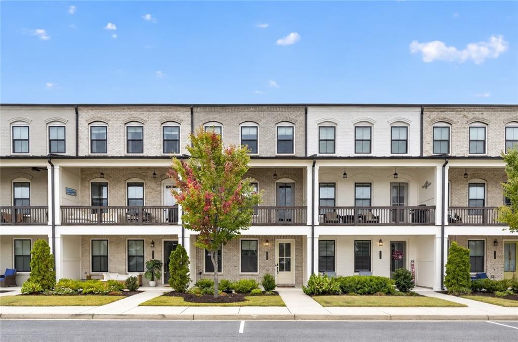 132 Harlow Cir., Roswell, GA 30076