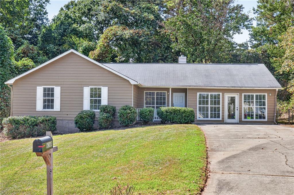 6169 Fay Ct., Rex, GA 30273
