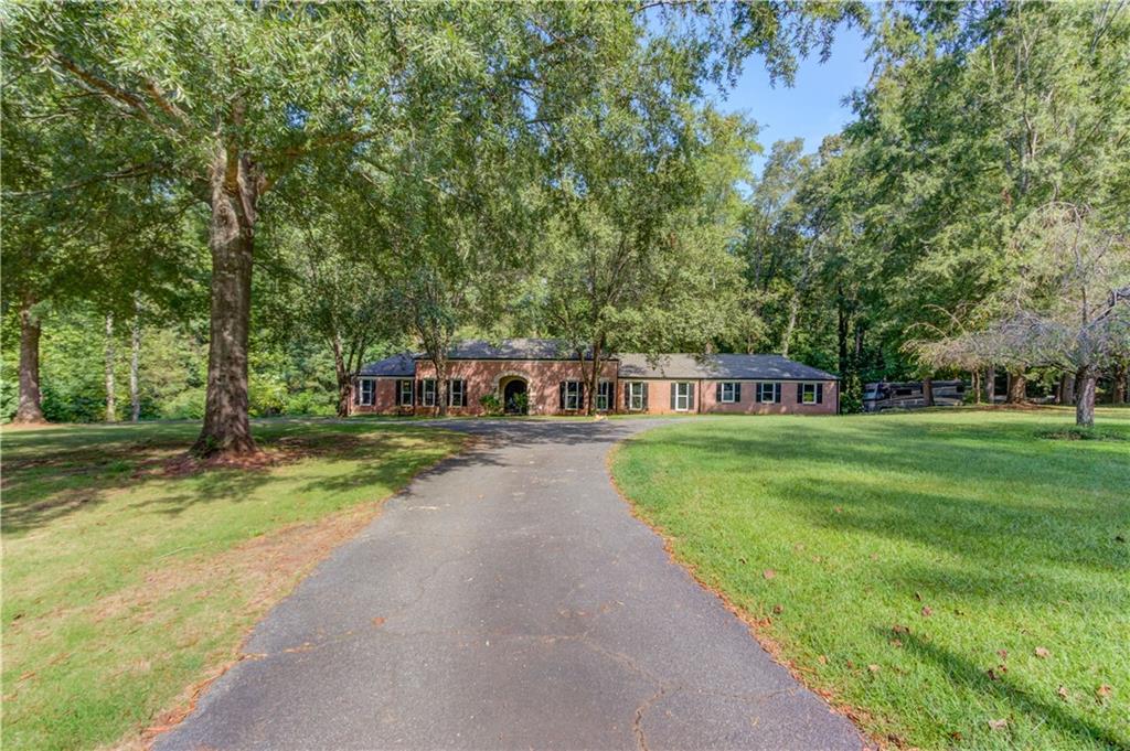 151 Pine Forest Dr., Lawrenceville, GA 30046