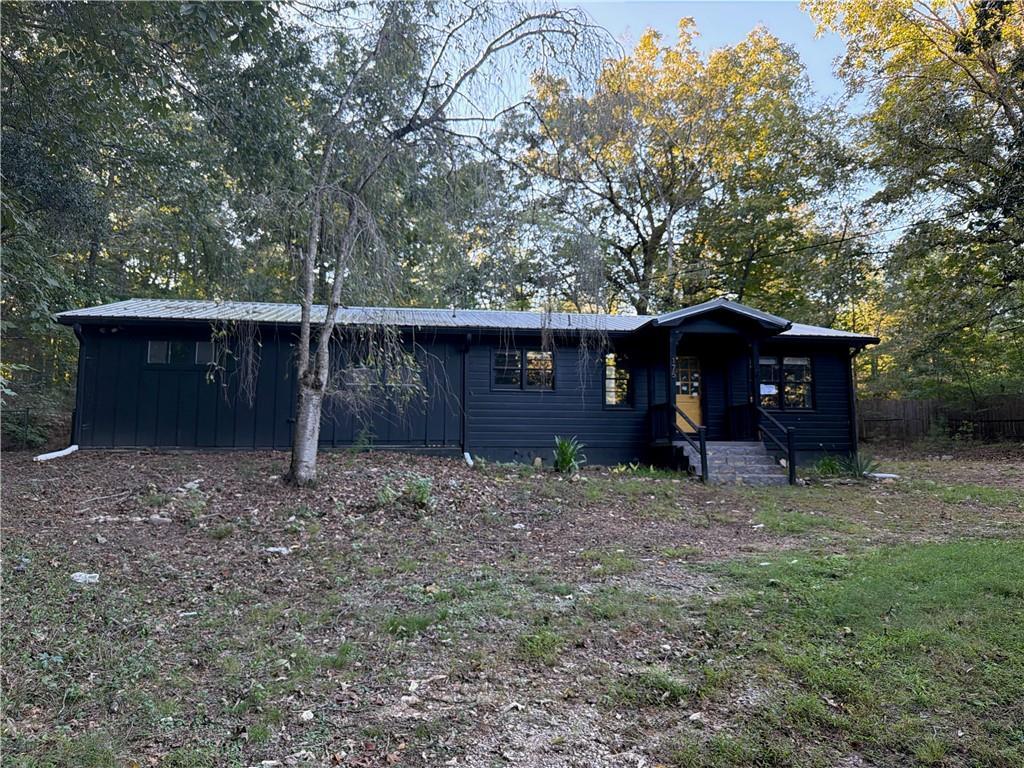 3175 Wallace Lake Rd., Douglasville, GA 30135