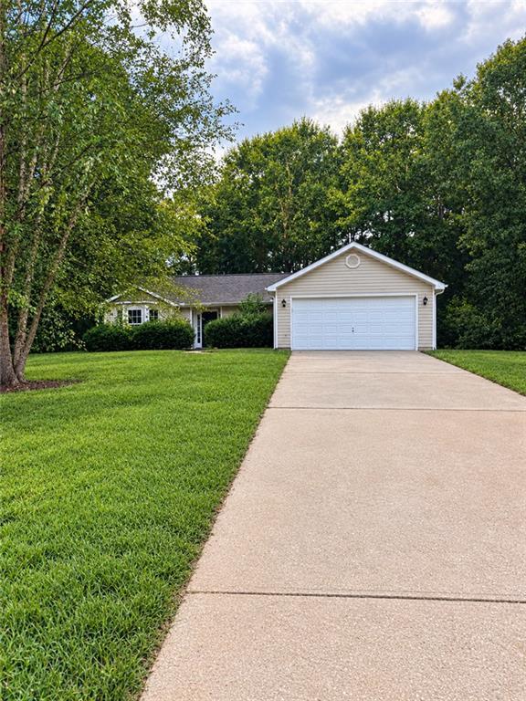 117 Kimbell Farm Dr., Locust Grove, GA 30248