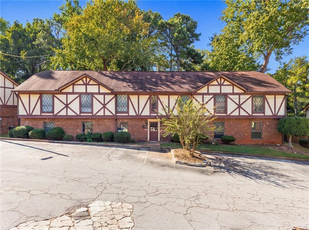 3188 Abbeywood Dr., Decatur, GA 30034