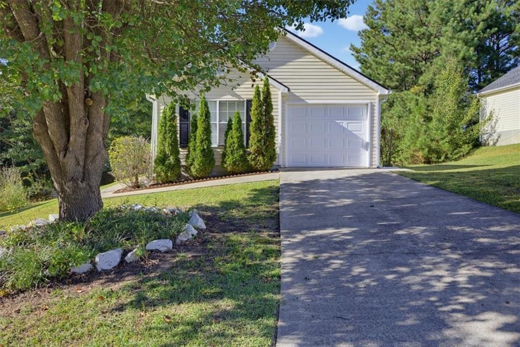 1483 Waterton Tr., Douglasville, GA 30134