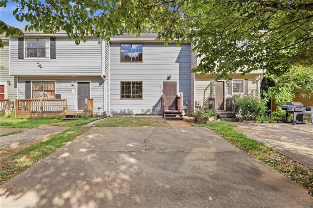 6977 Flagstone Dr., Austell, GA 30168