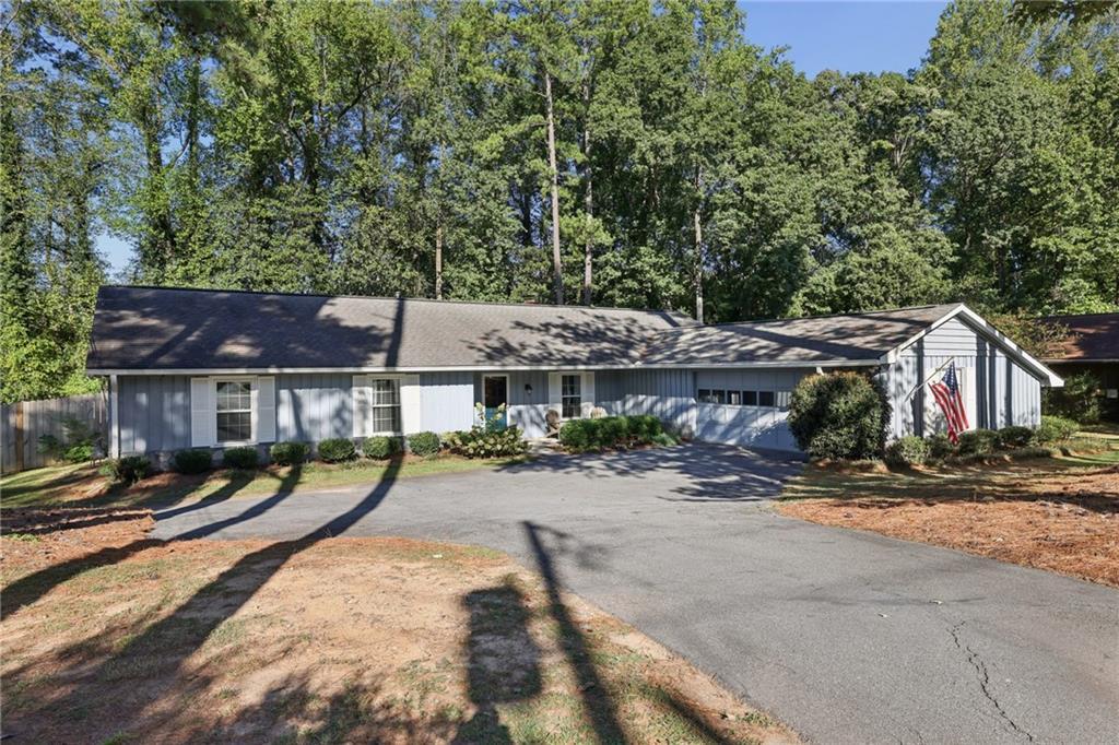 2862 Dunnington Cir., Atlanta, GA 30341