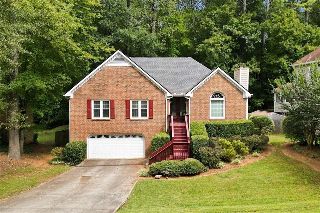 4862 Helga Way, Woodstock, GA 30188