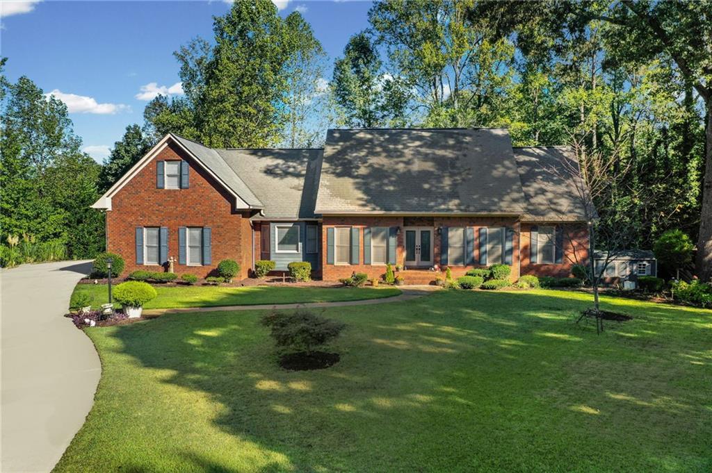 2535 Kings Ct., Cumming, GA 30040