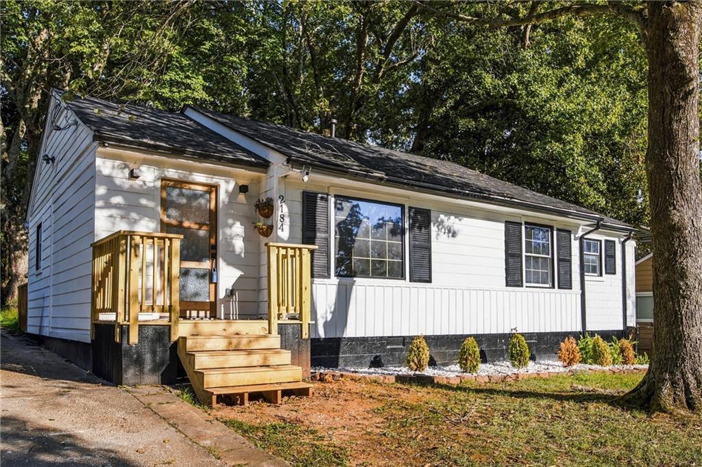 2184 Browns Mill Rd., Atlanta, GA 30315