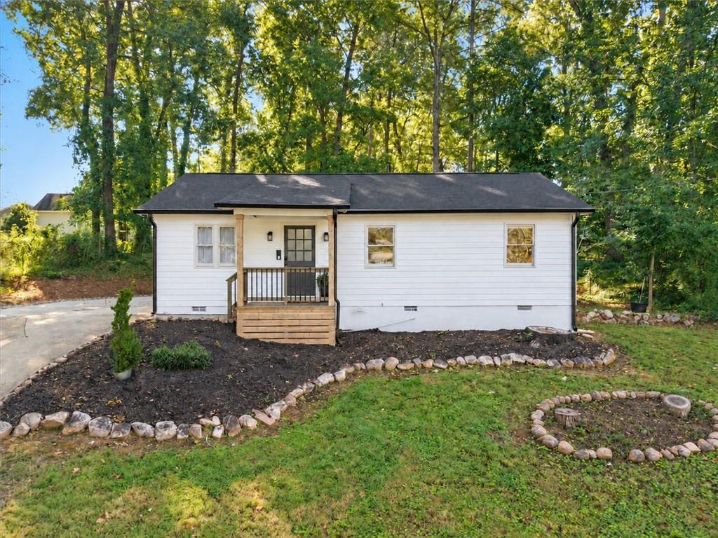881 Brighton Dr., Lawrenceville, GA 30043