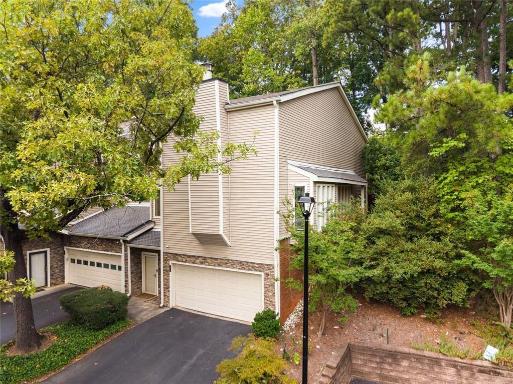 18 Basswood Cir., Sandy Springs, GA 30328