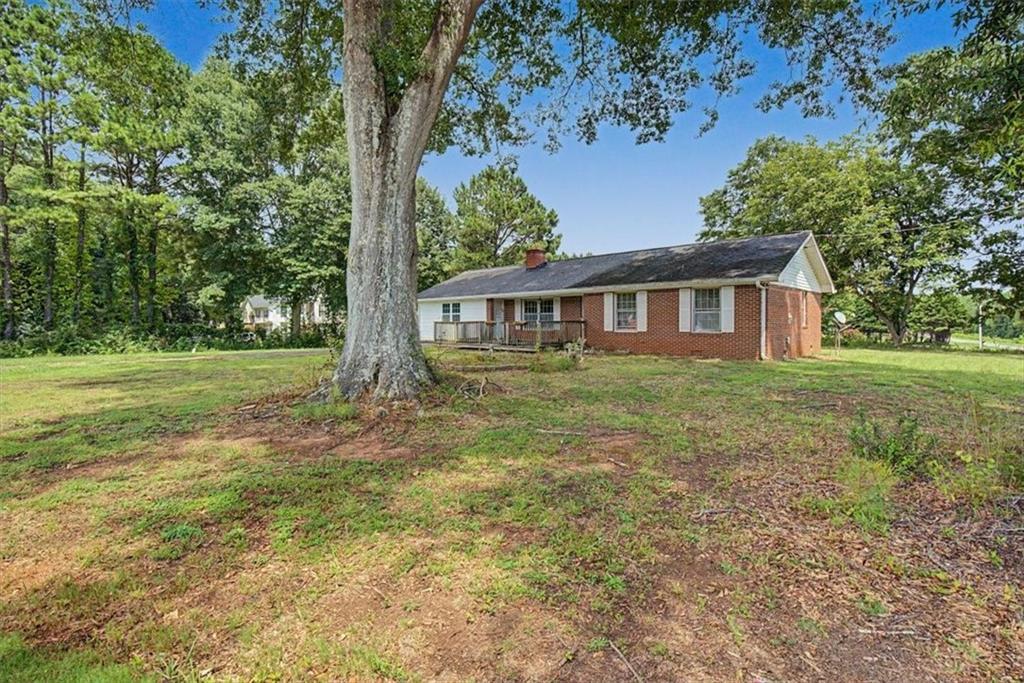 5735 Burnt Hickory Rd., Powder Springs, GA 30127