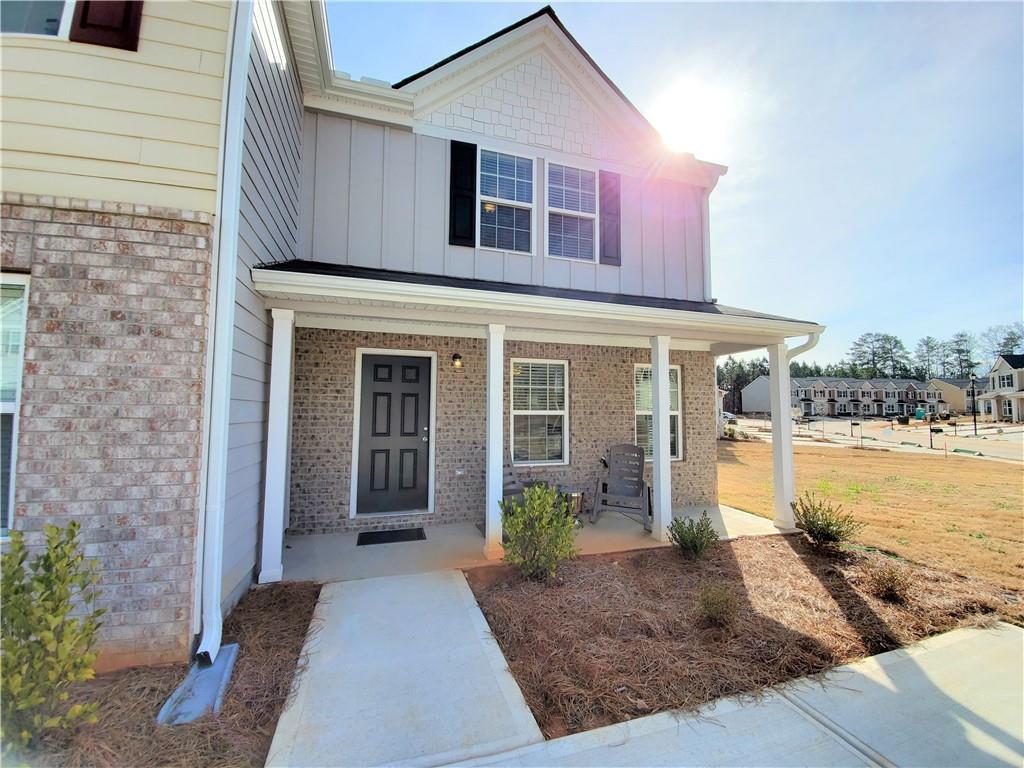 2529 Piering Dr., Lithonia, GA 30038