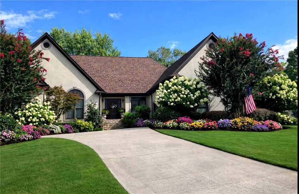 210 Pear Valley Ct., Johns Creek, GA 30022