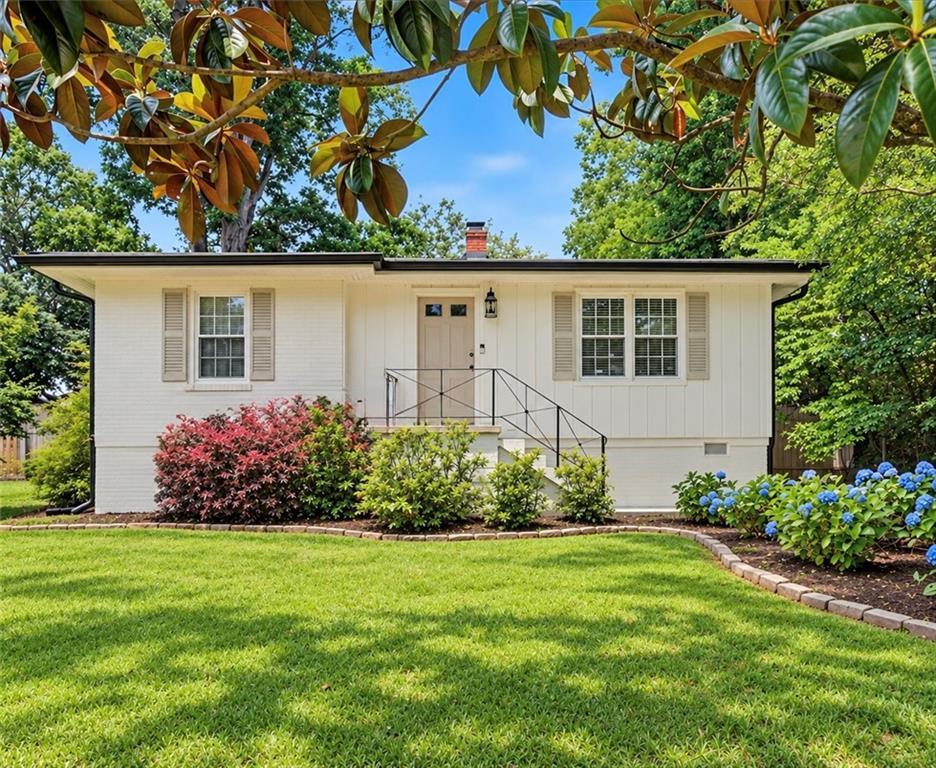 1005 Ridgecrest Dr., Smyrna, GA 30080