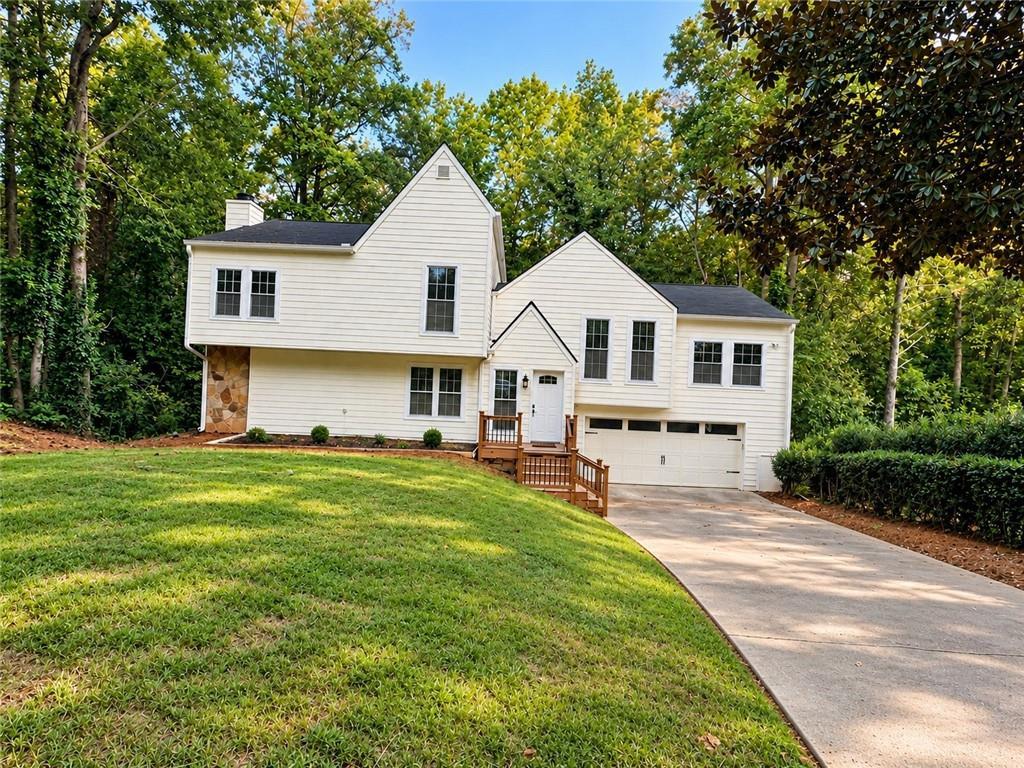 2570 Rocky Springs Dr., Marietta, GA 30062