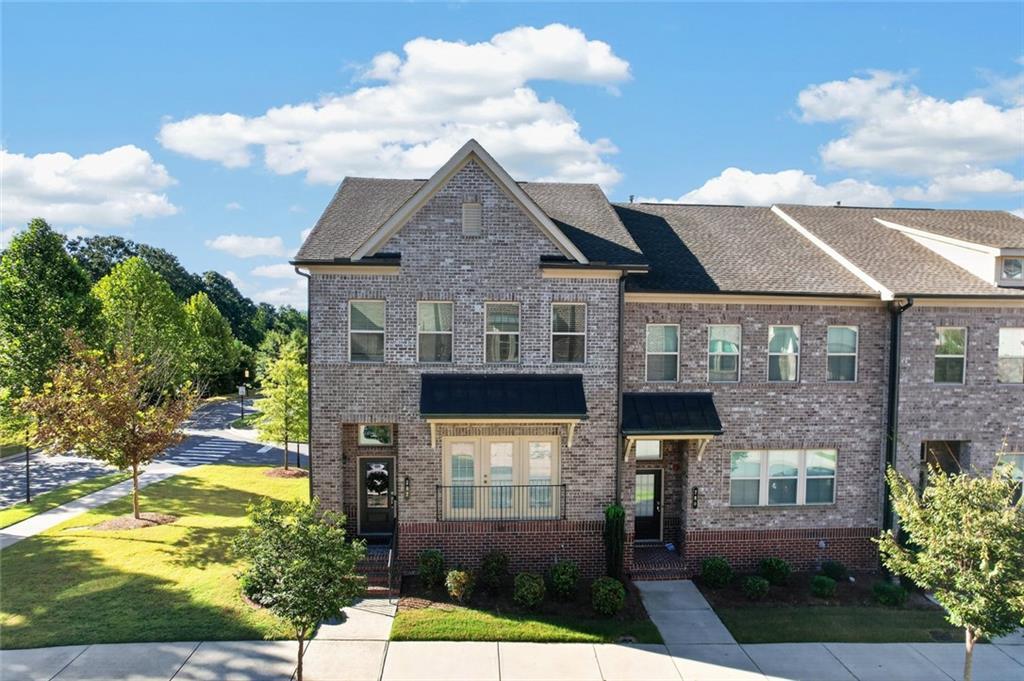 282 Commons Ave., Woodstock, GA 30188