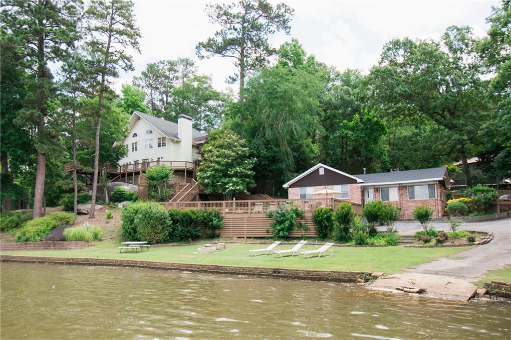 740 Rocky Point Rd., Covington, GA 30014