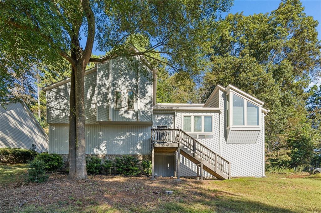 587 Farmbrook Tr., Kennesaw, GA 30144