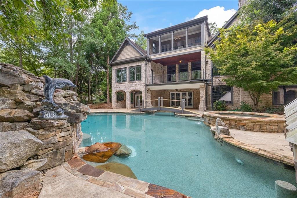 536 St Ives Walk, Monroe, GA 30655
