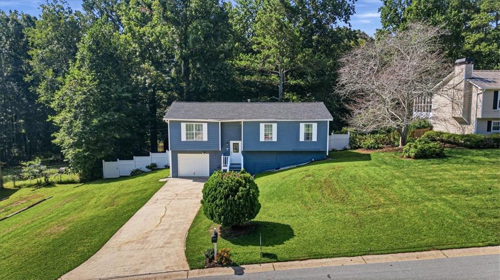 188 Pilgrim Ln., Powder Springs, GA 30127