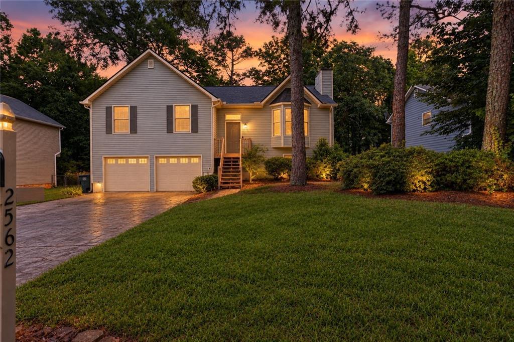 2562 Kennesaw Springs Ct., Kennesaw, GA 30144