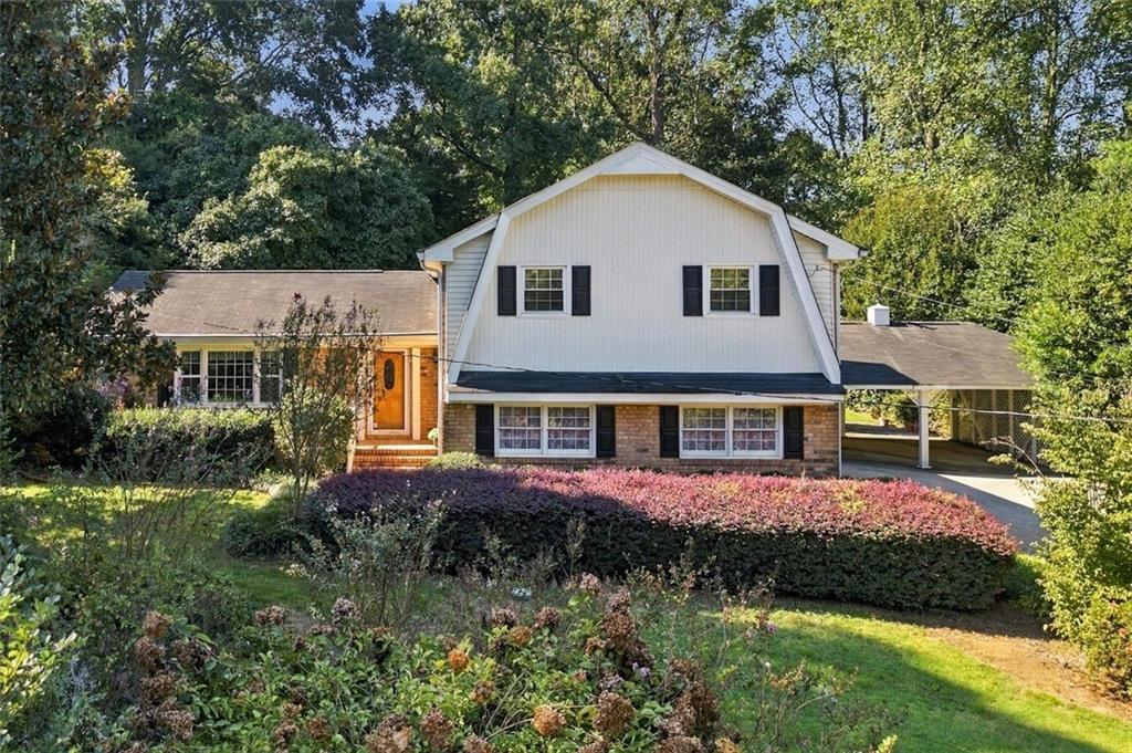 2051 Hemlock Tr., Snellville, GA 30078