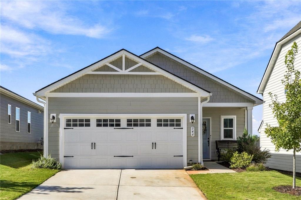546 Gunter Dr., Hoschton, GA 30043