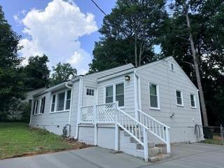New Homes with Master Bedrooms on the 1st Floor That Attend Green Acres Elementary School: September 26th to October 2nd