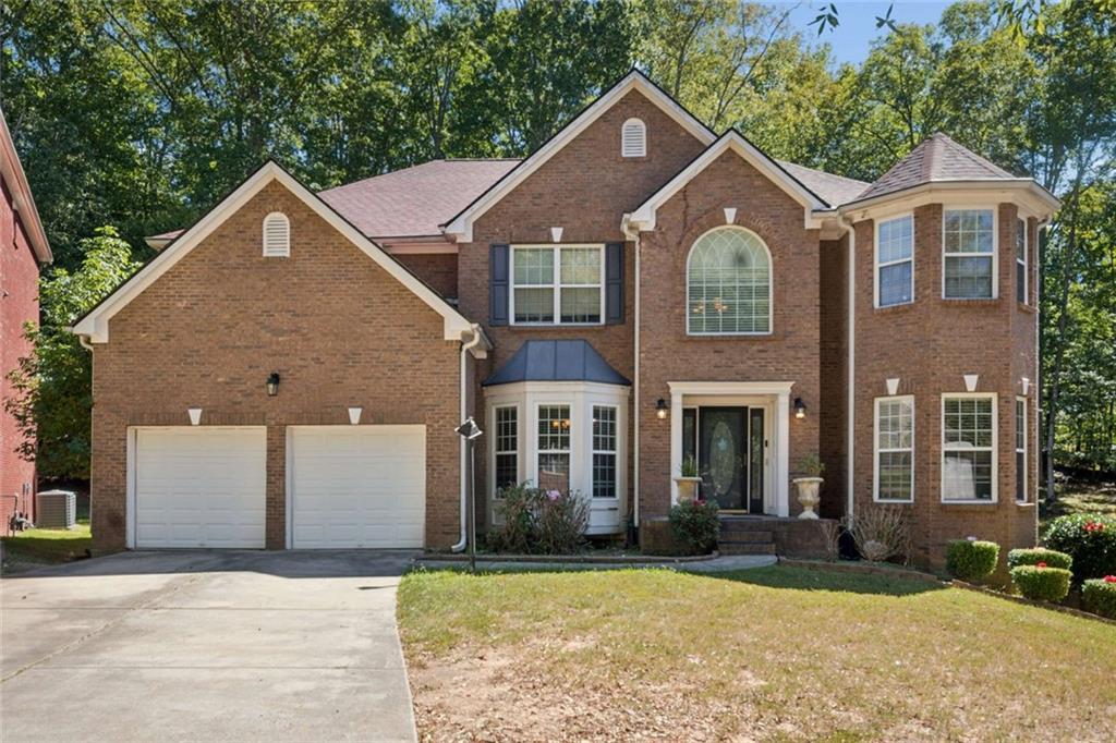 7627 Waterlace Dr., Fairburn, GA 30213