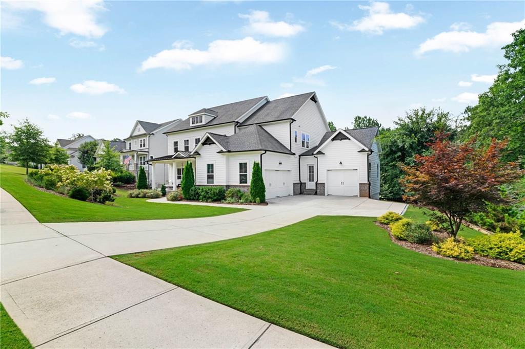 16270 Grand Litchfield Dr., Roswell, GA 30075