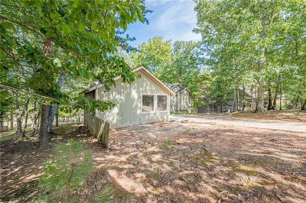 141 Red Cloud Dr., Waleska, GA 30183
