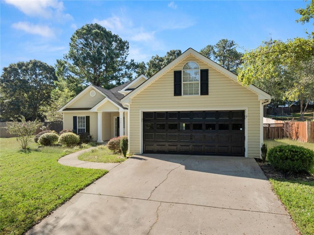 926 Lochwolde Ln., Bethlehem, GA 30620