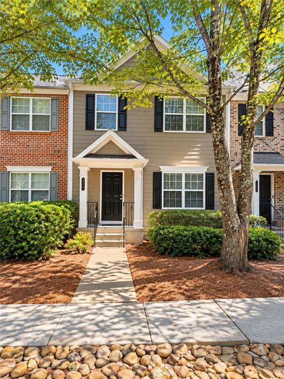 724 Breeze Ln., Woodstock, GA 30188