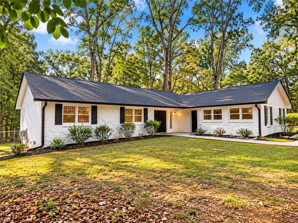 4783 Hickory Ct., Lilburn, GA 30047
