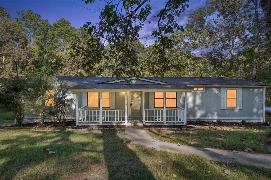 710 Seals Rd., Dallas, GA 30157