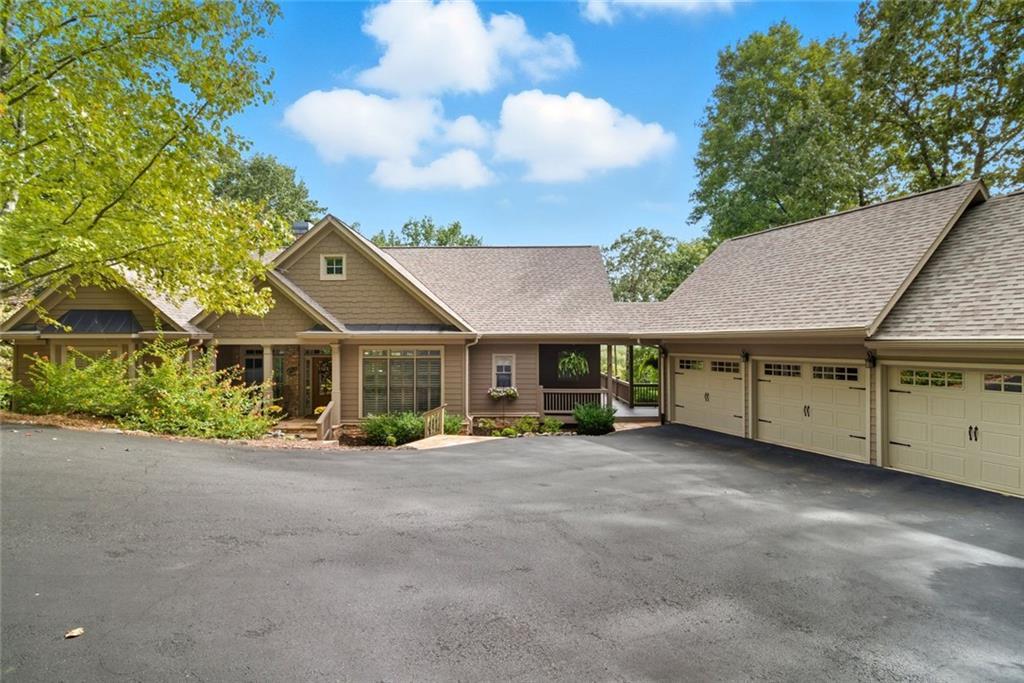 121 Hyacinth Hill Dr., Big Canoe, GA 30143