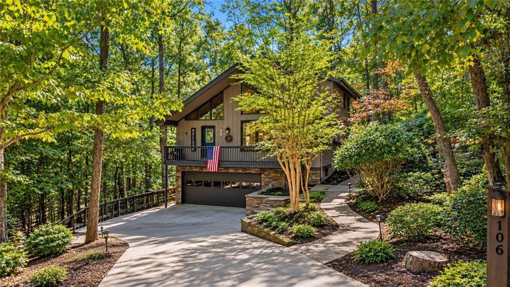 106 Banyon Ct., Waleska, GA 30183