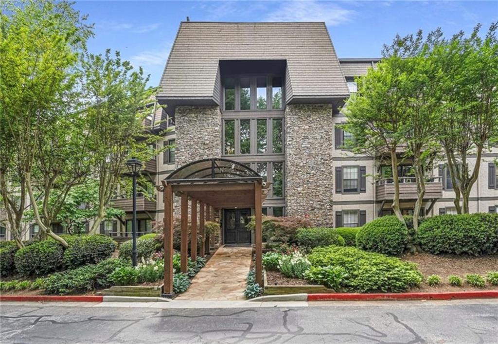 1314 Highland Bluff Dr., Atlanta, GA 30339