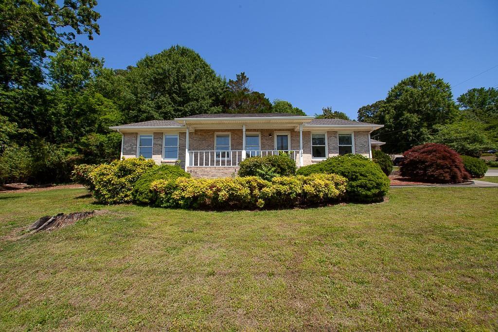 102 Lindsey Ct., Calhoun, GA 30701