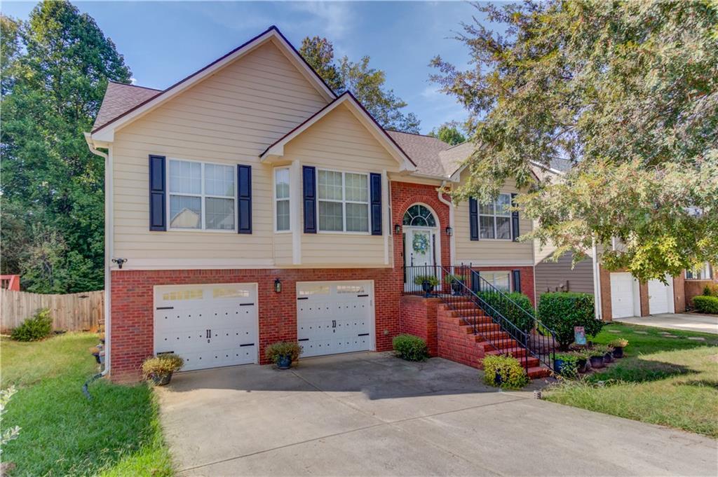 244 Adams Lake Dr., Lawrenceville, GA 30046