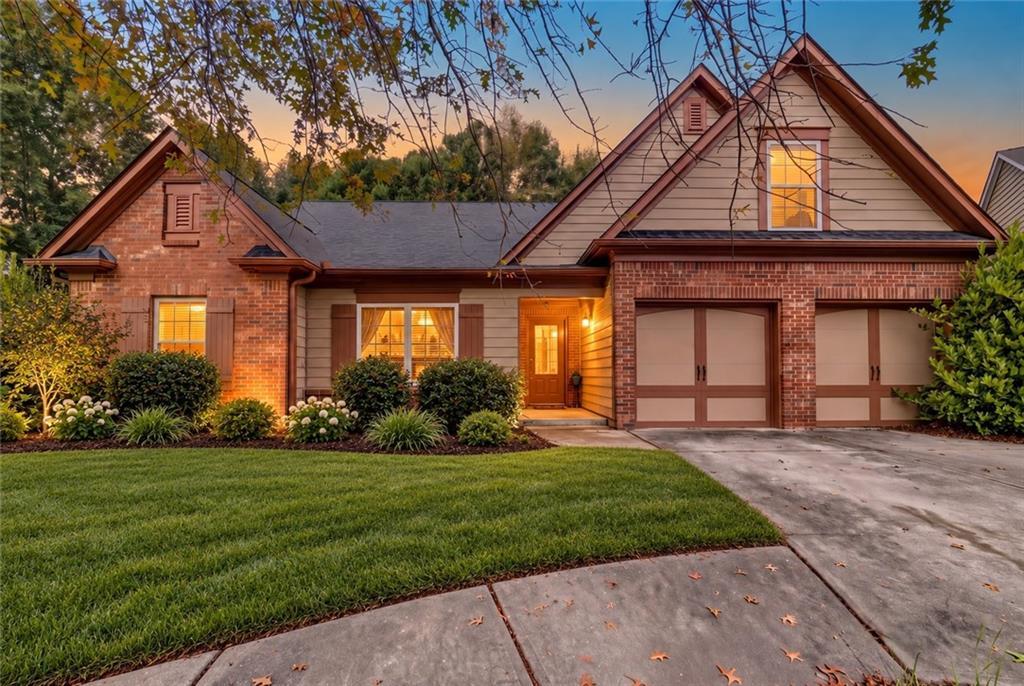 318 Gather Cir., Lawrenceville, GA 30043