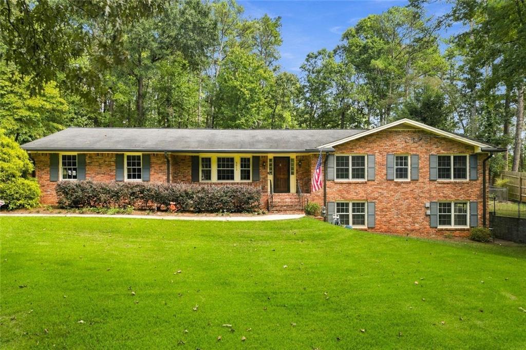 5013 Fox Forest Cir., Lilburn, GA 30047