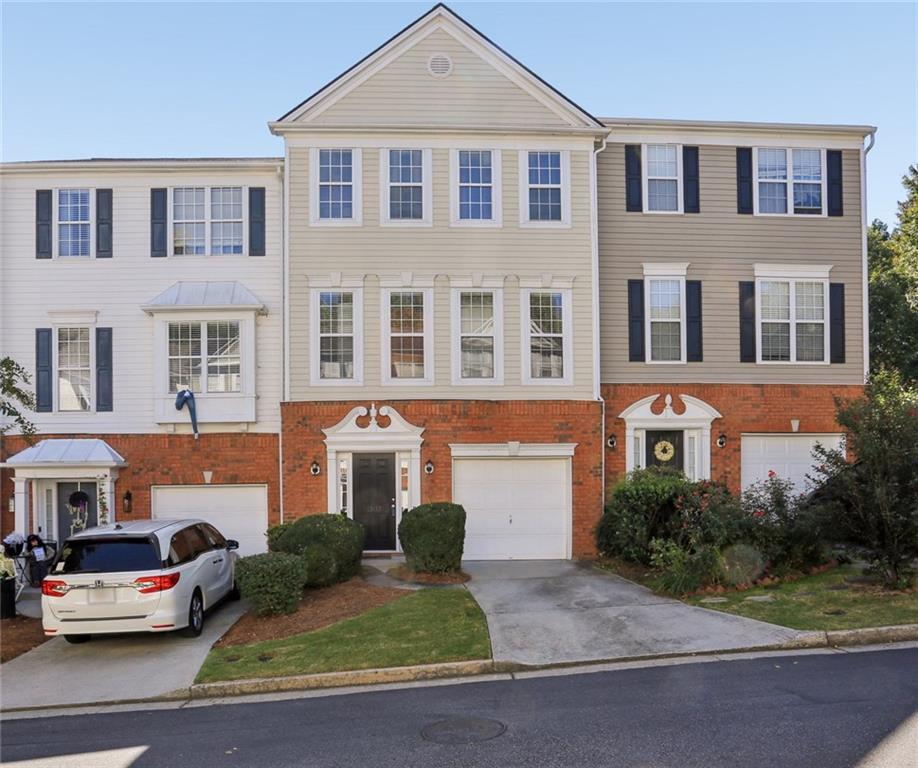 13133 Fasherstone Dr., Alpharetta, GA 30004