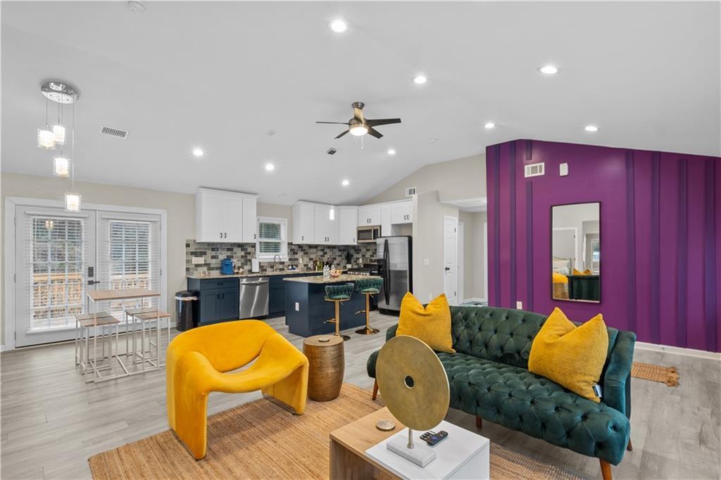 1041 Stonewall Dr., Atlanta, GA 30315