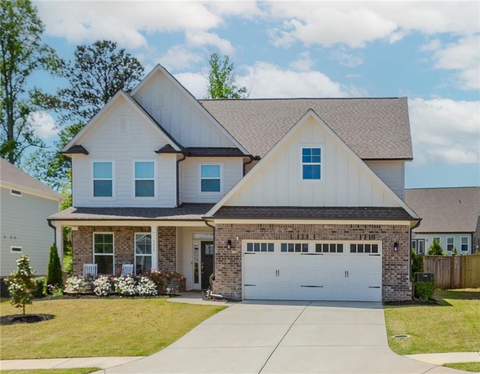 6829 Benjamin Dr., Flowery Branch, GA 30542