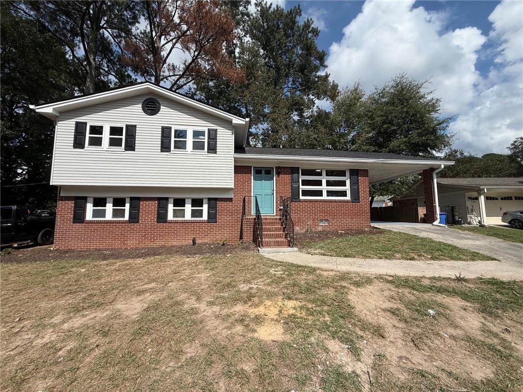 3229 Vanderbilt Ln., Atlanta, GA 30318