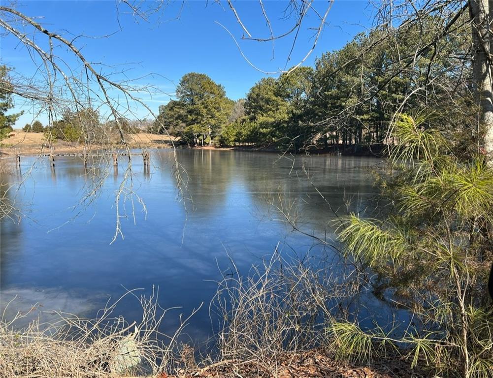 2467 Gum Creek Rd., Oxford, GA 30054